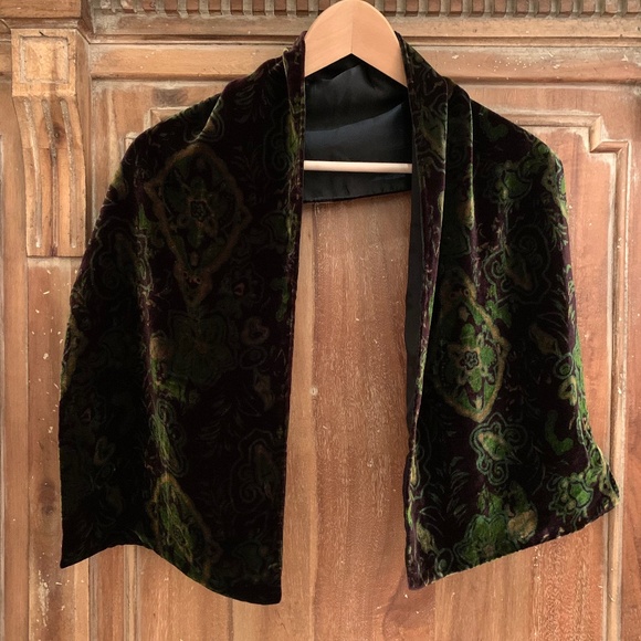 Vintage Elaine Gold For Collection XIIX LTD Rayon/ Silk Velvet Scarf - Picture 6 of 13